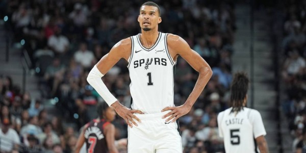 文班亚马41+16卡斯尔21+8+10 马刺胜公牛