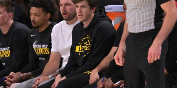 湖人官方：里夫斯确定将缺战季后赛首轮湖人VS火箭G4