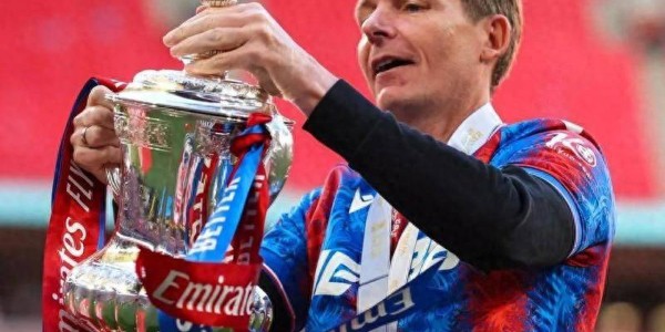 足总杯八强混战！四大豪门围剿冠军，曼城利物浦提前火拼