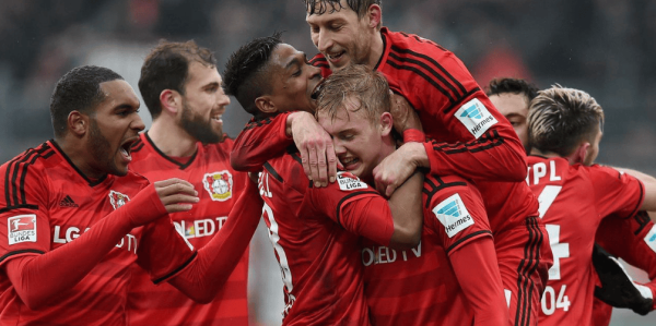 欧冠焦点战：勒沃库森VS纽卡斯尔联——攻防博弈下的胜负天平