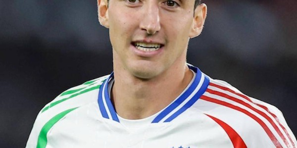 巴塞罗那转会动态：加泰罗尼亚豪门今夏或将与曼城争夺意甲球星