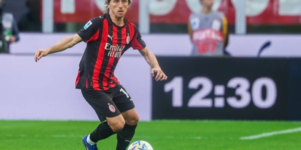 莫德里奇续约米兰的“三大条件”：红黑军团的未来在他手中？