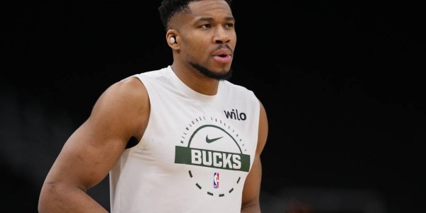 曝勇士为得到字母哥愿付出一切 除了库里都能动