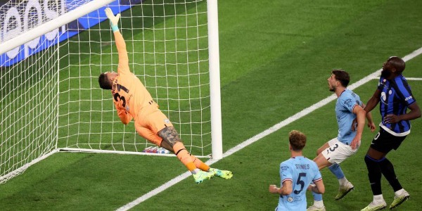 西甲奇迹！莱万特20岁小将埃斯皮连场爆发，力压群星当选三月最佳