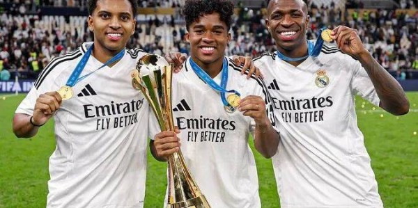 皇马巴西帮面临解散？带头大哥闹离队二弟三弟沦为替补