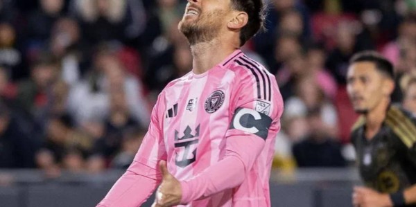 梅西坦言遗憾：因语言障碍与名人交流时感到无知，深感懊悔