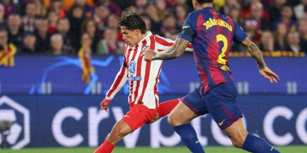 红牌+世界波，欧冠西甲德比：马竞2-0巴萨，四强基本稳了，拉师傅低迷