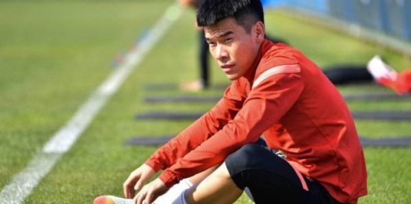 津门虎主力后腰在3月27日将官宣离开俱乐部，直接去德甲多特，值得期待