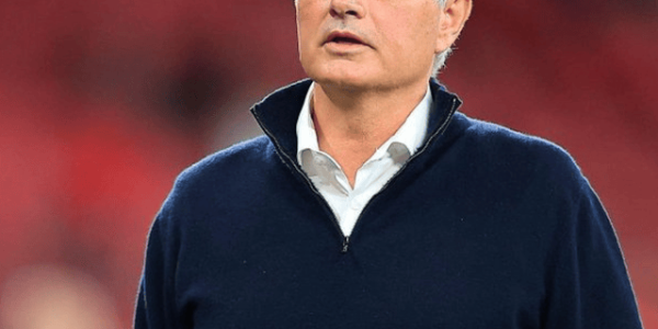 2-0！穆帅又率队完胜：本菲卡进葡杯16强，下周欧冠不拿3分=出局