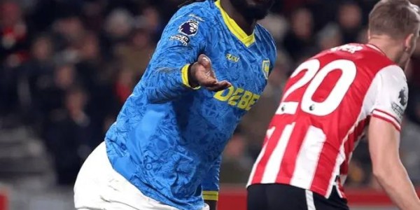 让2追2逼平小蜜蜂！狼队近5轮抢8分仍垫底，英超保级格局大乱！