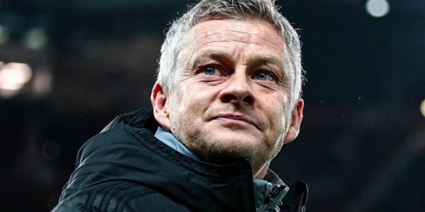 不仅是娃娃脸！曼联名宿表态愿意接手，救火主帅反倒成了热门选项