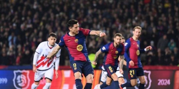 巴萨主场卫冕领跑，马竞客场冲欧冠资格！