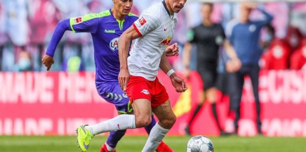 周六022德甲：科隆主场战圣保利，保级关键战主场抢分对决客场突围