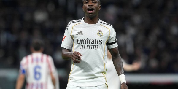 维尼修斯今夏离开皇马？枪手曼联曼城对其感兴趣