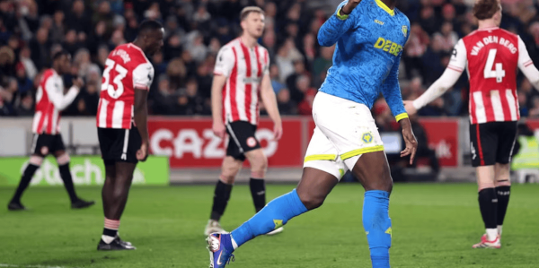 两球领先惨遭逼平！布伦特福德欧战梦碎，狼队顽强守住保级火种