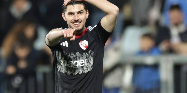 欧协联2-1，23岁阿根廷悍将破门，法甲第8掀翻里耶卡，占得先机