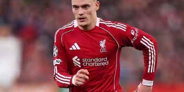 利物浦夏窗操作翻车！7500万甩卖迪亚斯成笑话，拜仁新核打爆德甲