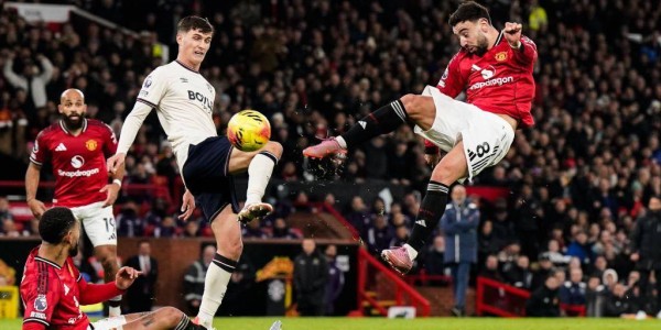 曼联中场大换血：四大中场球员面临离队，六人候选名单曝光