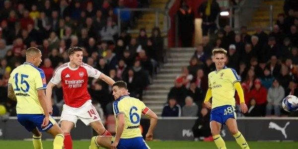 13天连丢两冠，塔帅却说“不知道”：阿森纳的病根在哪里？