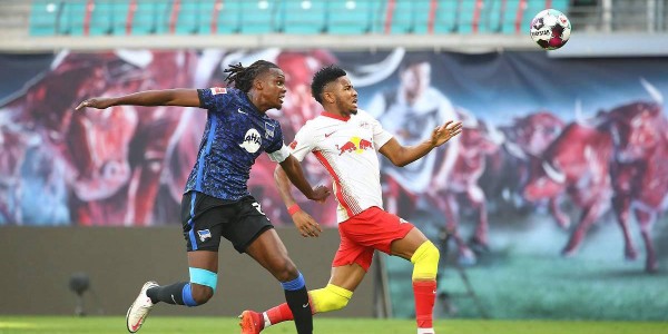 斯图加特与莱比锡红牛上演欧冠席位关键对决，红牛能否继续占据优势？