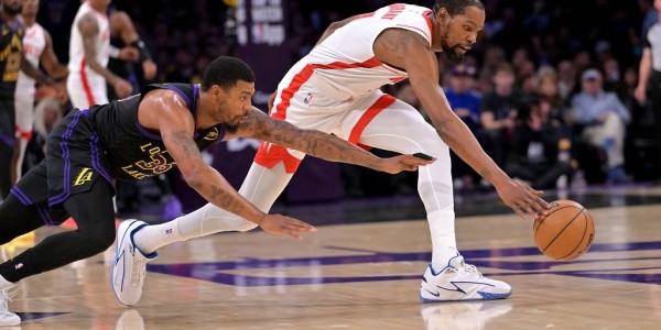 KD带伤复出也救不了火箭 一条铁律暗示湖人晋级稳了？