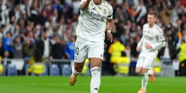 姆巴佩8连斩领跑射手榜仍仰望C罗，皇马4-0复仇，6连胜宣战利物浦