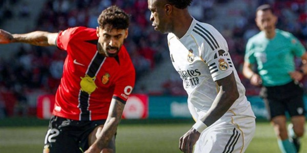 1-2爆冷！2-1绝杀！皇马输了、巴萨3分，西甲格局已定？7分之差