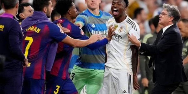 巴萨紧追皇马：冠军总数仅差两座，最快明年初实现平分秋色