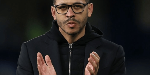 切尔西官宣罗塞尼尔下课，5连败0进球无缘欧冠，违约金2400万英镑