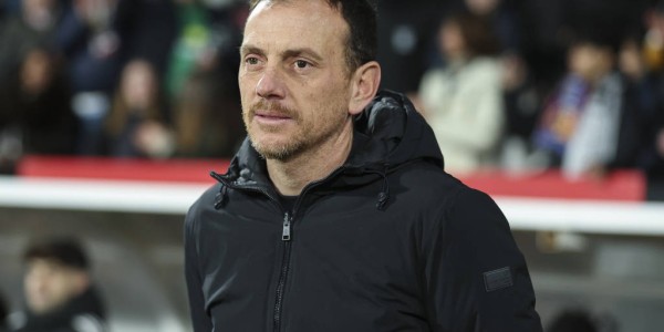 吉罗纳 - 2025/26赛季西甲巴塞罗那：实时反应、争议和最新动态