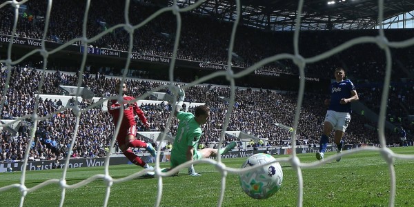 （外代二线）足球——英超联赛：利物浦胜埃弗顿