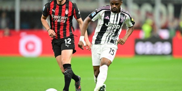 随着AC米兰0-0尤文图斯，国际米兰2-2，意甲最新积分榜出炉