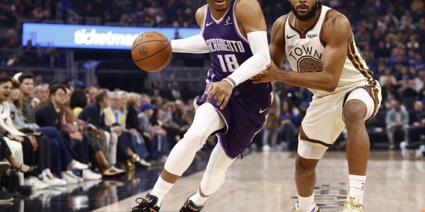 库里27+10巴特勒15+6+6 德罗赞24分勇士送国王7连败