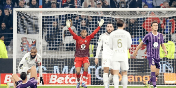 周六020意甲前瞻：那不勒斯主场冲分稳位次 莱切深陷保级泥潭客场难抗衡