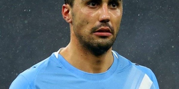 免费离队也不低价出售给皇马，曼城开出高薪合同，罗德里别无选择