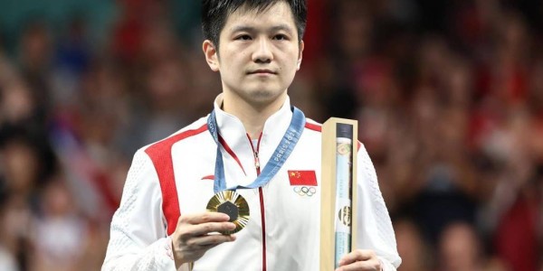 樊振东效应太猛！德甲热度碾压WTT！国际乒联主席急了，拿奥运资格施压，球迷：搞针对？