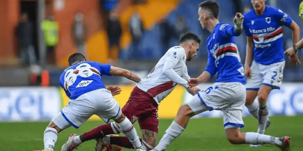 周日008荷甲重头戏！特温特14轮不败主场死守，费耶诺德残阵争冠冲分