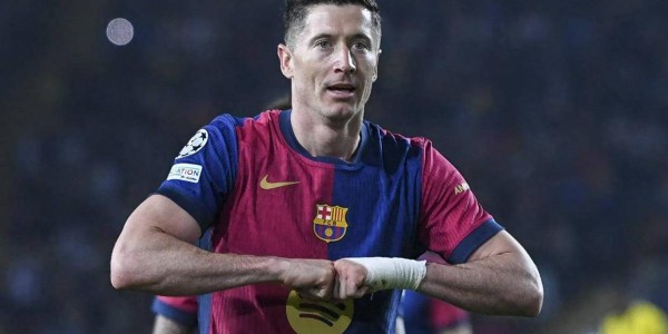 下赛季38岁该去意甲养老了尤文米兰争夺莱万经纪人将前往意大利