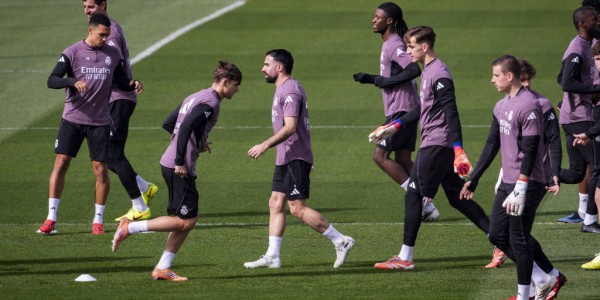 西甲未来之星杯：西班牙人如何用“快乐足球”点亮小小世界杯，成为全民榜样？