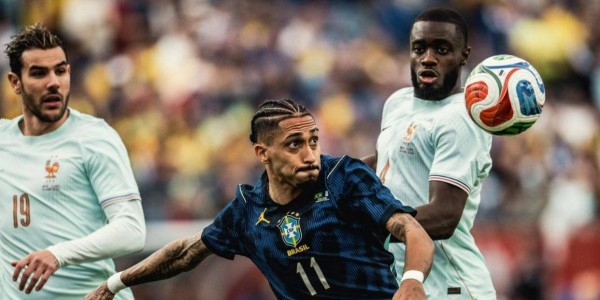 超级前锋拉菲尼亚受伤，巴萨面临巨大打击，欧冠晋级堪忧，马竞战役难度陡增