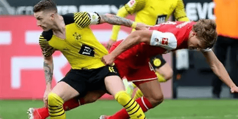 皇家马德里VS拜仁慕尼黑：欧冠经典对决，伯纳乌之夜谁能笑傲江湖？