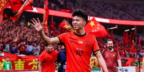 19岁国足新星登陆德乙，半年冲德甲，复刻传奇？