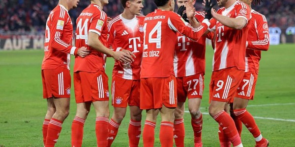 德甲-奥利塞2射1传迪亚斯2传1射 凯恩传射拜仁8-1狼堡