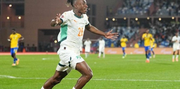 补时头球绝杀！19岁德甲新星拯救科特迪瓦，非洲杯上演让二追三