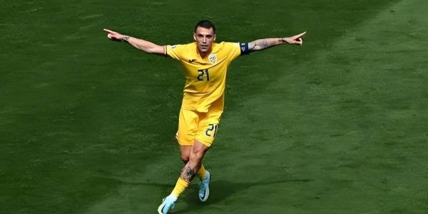 喜讯！李国旭刚跟大连英博队官宣续约！就从意甲说服斯坦丘转会入队