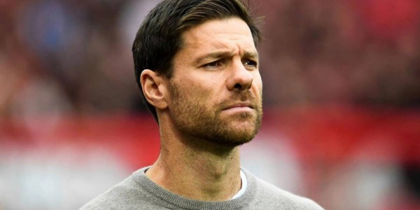 领跑德甲！勒沃库森这轮2比1战胜狼堡联赛至今不败！