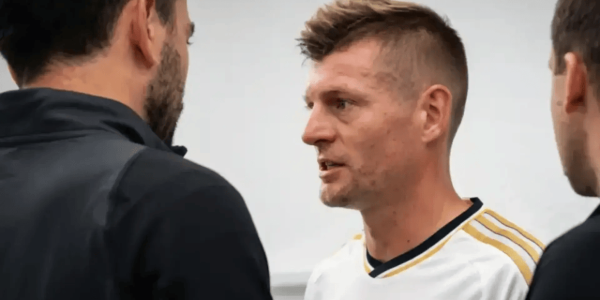 宽言宽语：克罗斯炮轰巴萨：就这打法，永远拿不到欧冠