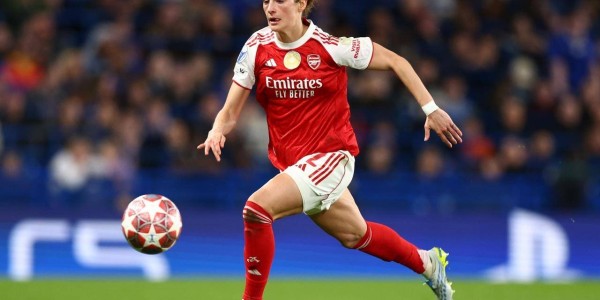 2-1逆转里昂女足，阿森纳女足占得先机，晋级女足欧冠决赛在望