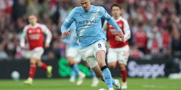 观战台：曼城死磕切尔西阿森纳遇劲敌 巴萨同城德比