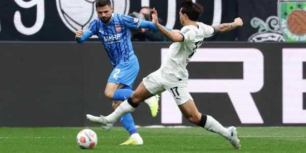 （体育）足球——德甲：门兴格拉德巴赫平海登海姆